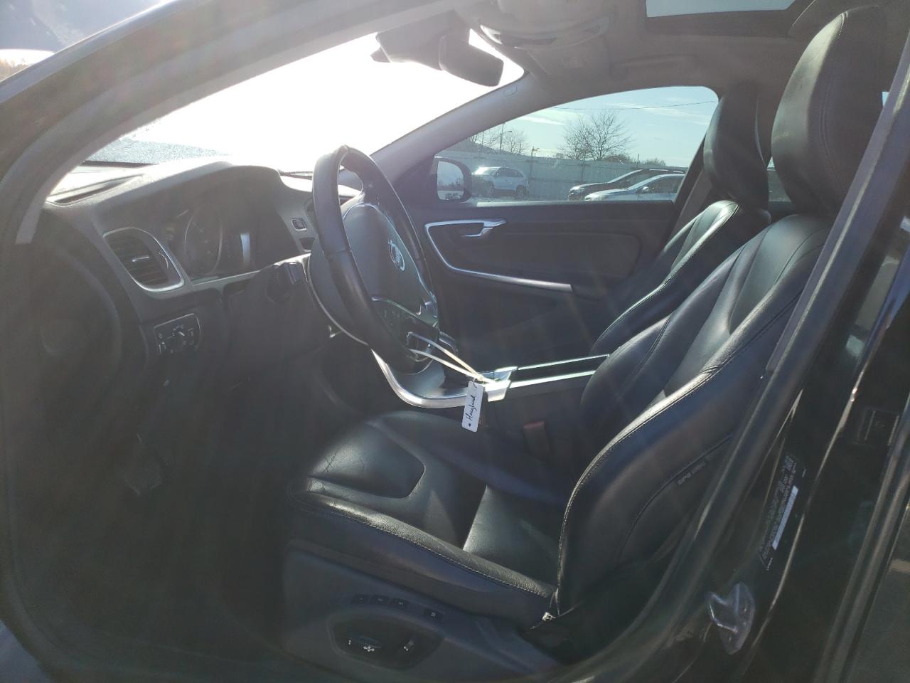 2017 Volvo S60 VIN: YV126MFL9H2422326 Lot: 91660455