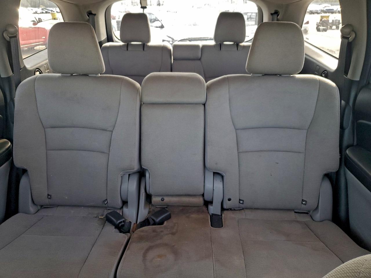 2018 Honda Pilot Lx VIN: 5FNYF5H10JB013684 Lot: 93684235