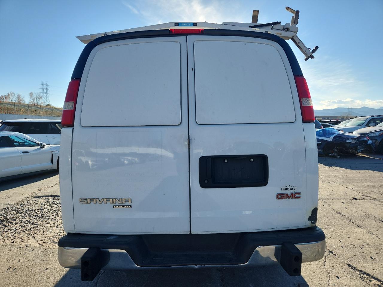 2014 GMC Savana Utility / Service Van VIN: 1GTW7FCA8E1902071 Lot: 89806215