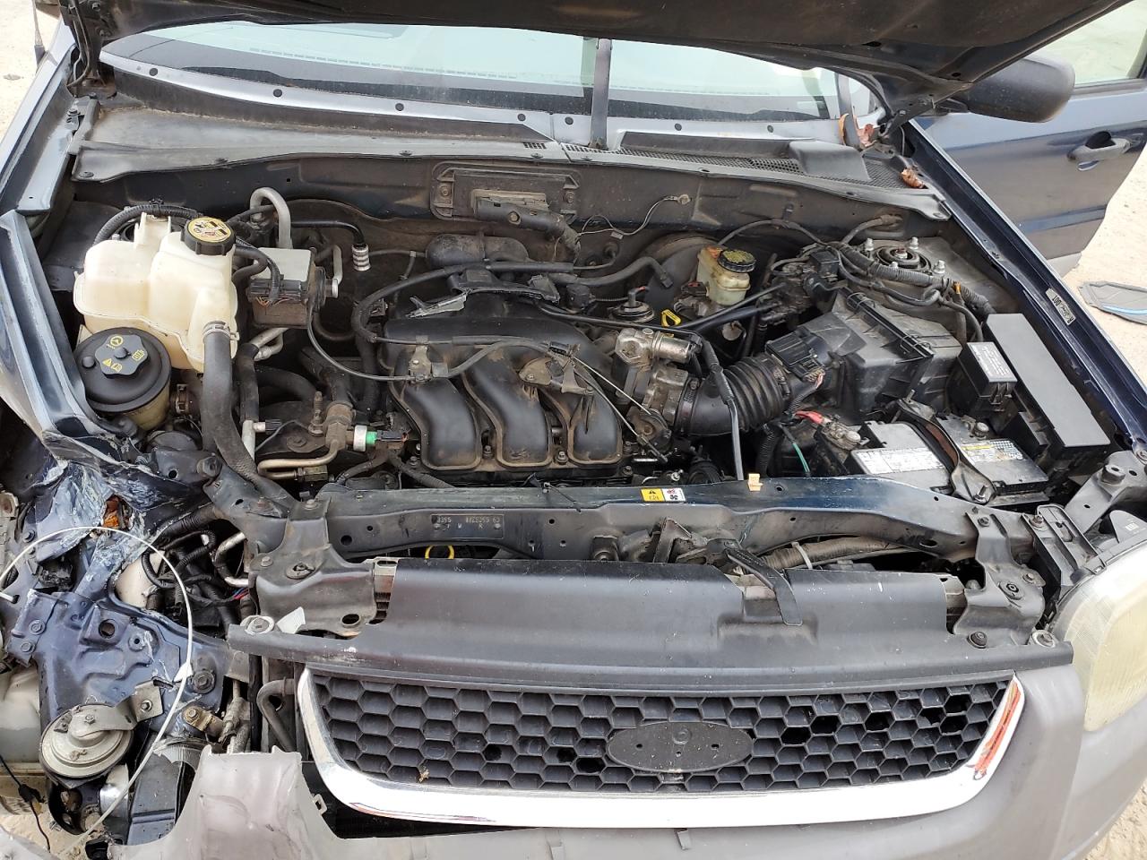 2002 Ford Escape Xlt VIN: 1FMYU03132KB12421 Lot: 93733205