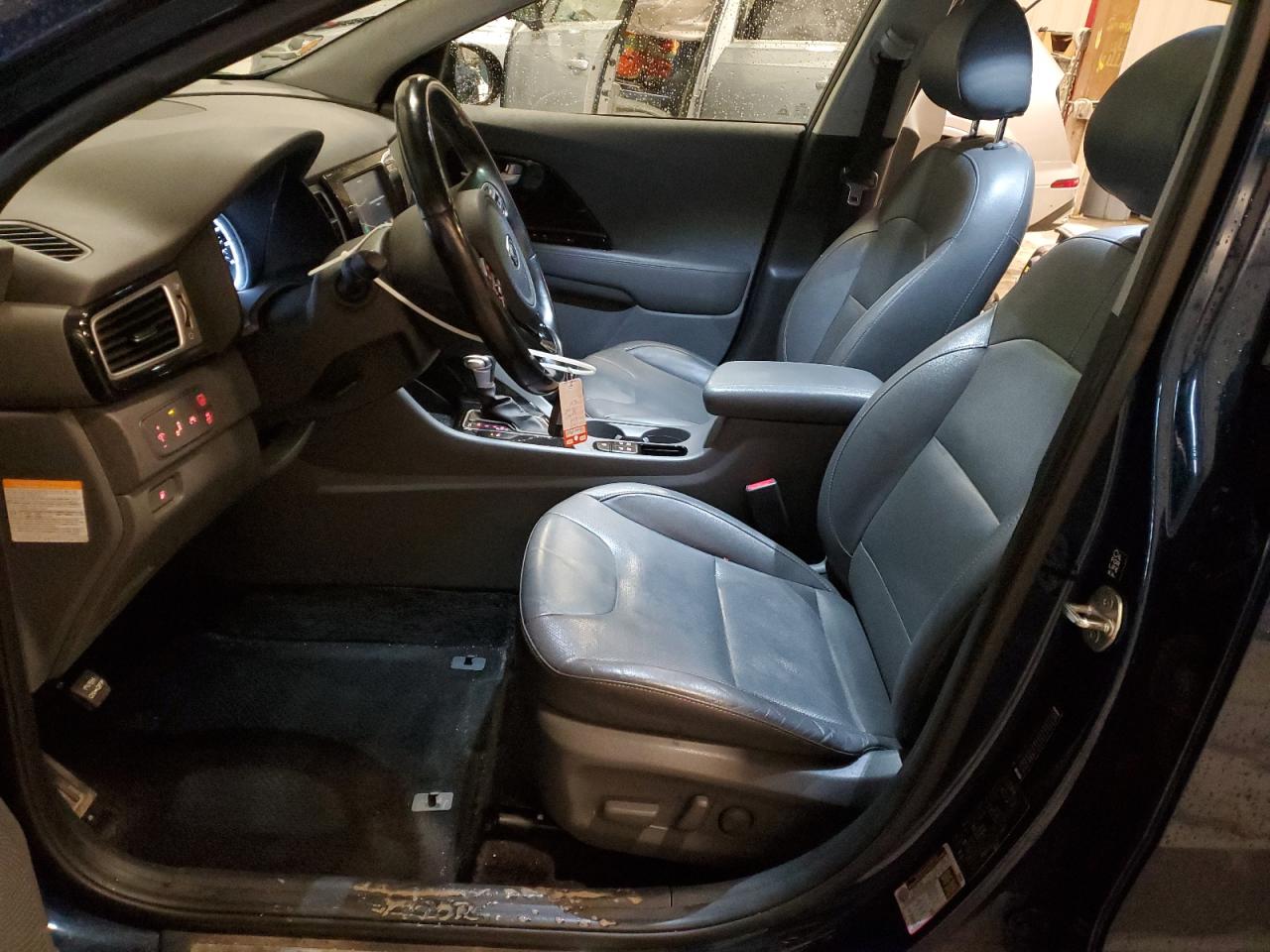 2018 Kia Niro Touring VIN: KNDCE3LC2J5133191 Lot: 92968185