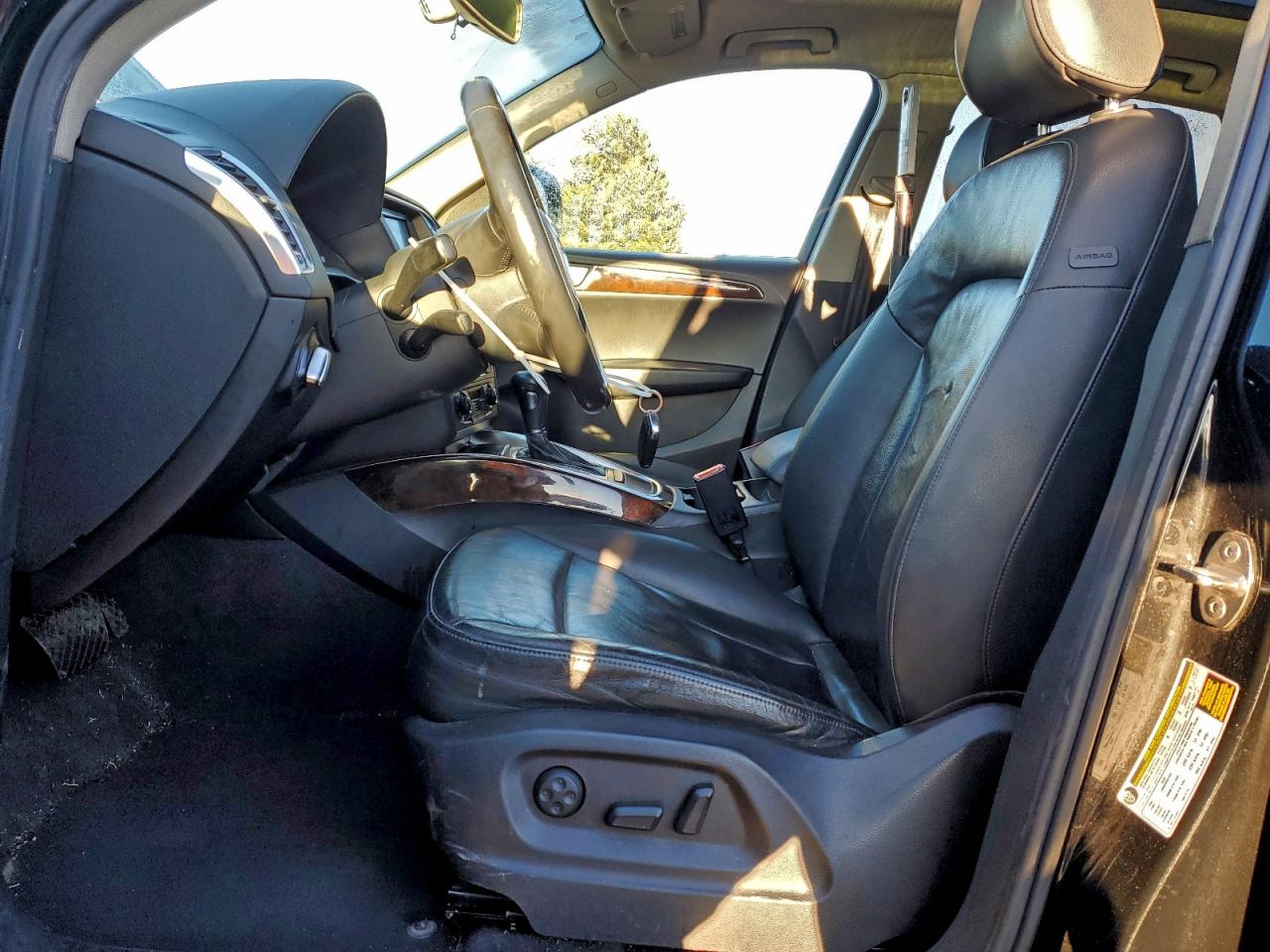 2012 Audi Q5 Premium VIN: WA1CFAFP4CA063858 Lot: 93702055