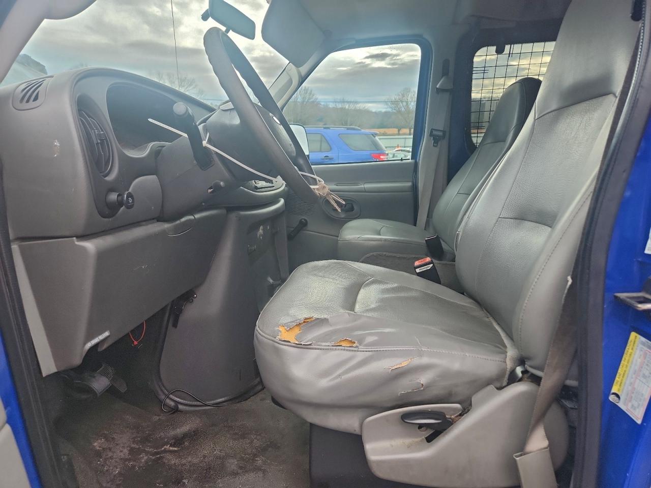 2005 Ford Econoline E250 Van VIN: 1FTNE24W85HA38375 Lot: 94543425