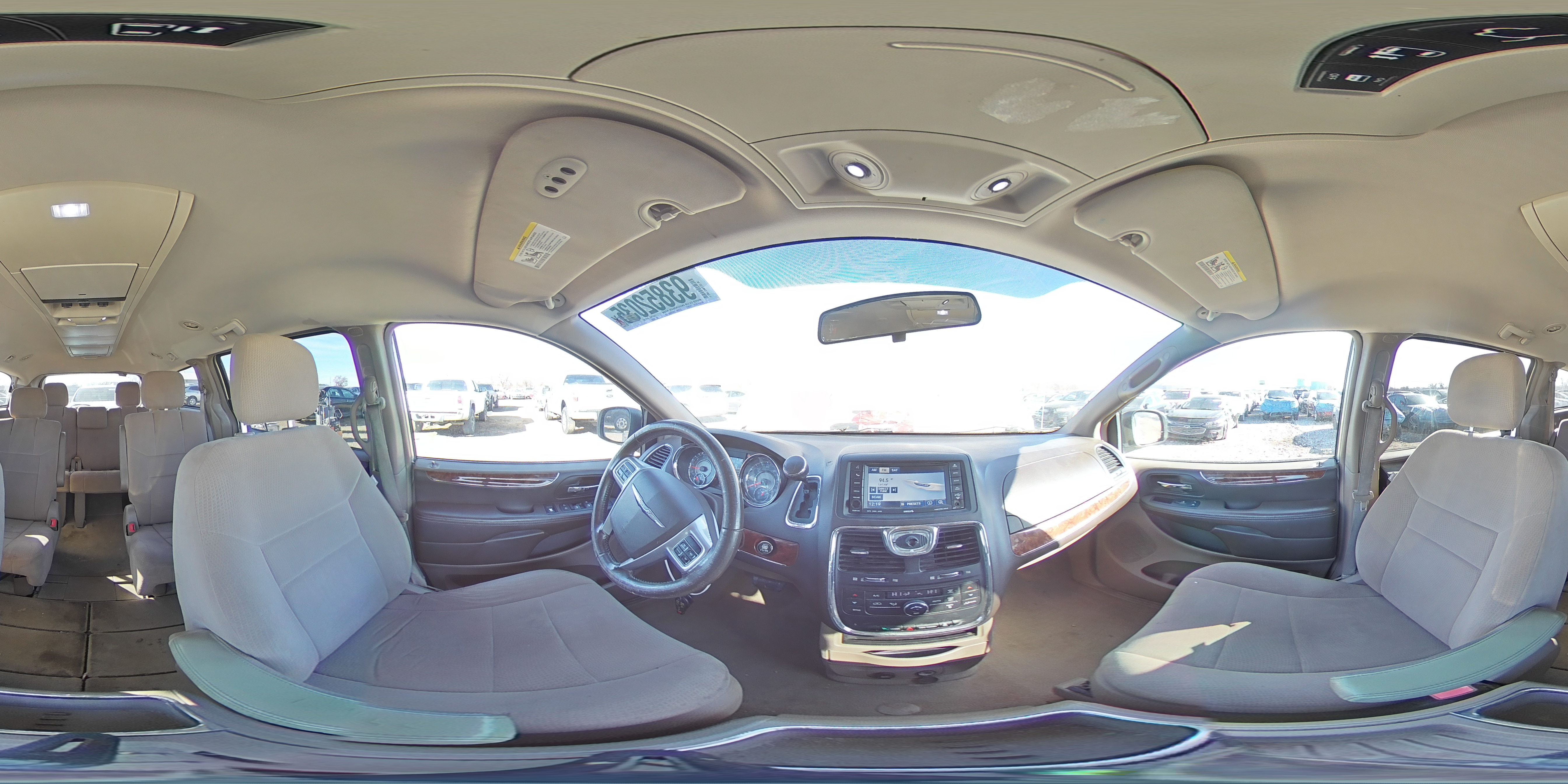 2011 Chrysler Town & Country Touring VIN: 2A4RR5DG1BR798609 Lot: 93852035