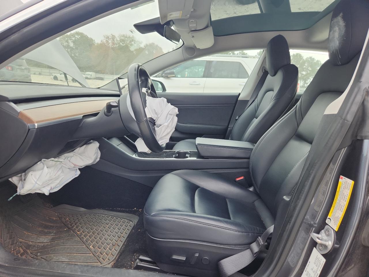 2019 Tesla Model 3 VIN: 5YJ3E1EA5KF359645 Lot: 93496825