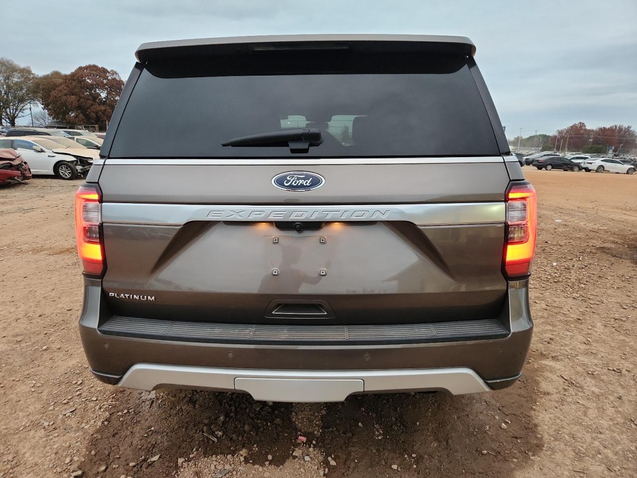 2018 Ford Expedition Platinum VIN: 1FMJU1LT0JEA45251 Lot: 94983155