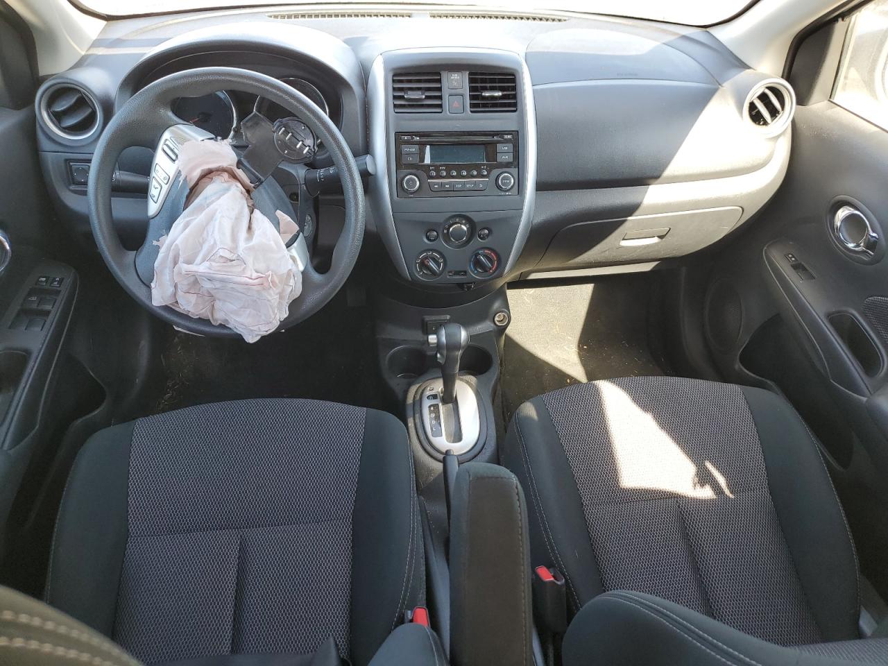 2017 Nissan Versa S VIN: 3N1CN7AP3HL902954 Lot: 91192015