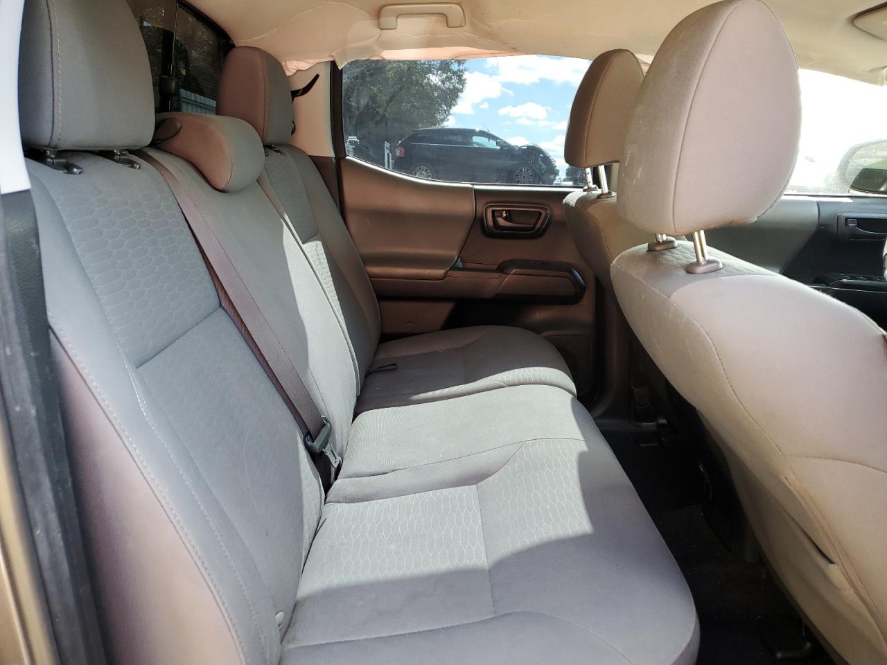 2018 Toyota Tacoma Double Cab VIN: 5TFAX5GN9JX132102 Lot: 91977105