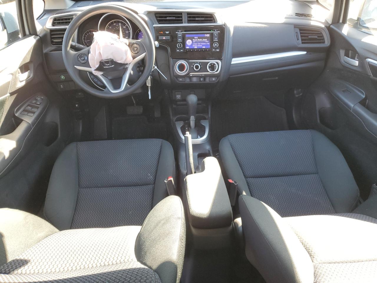 2018 Honda Fit Lx VIN: 3HGGK5H41JM727564 Lot: 93713915