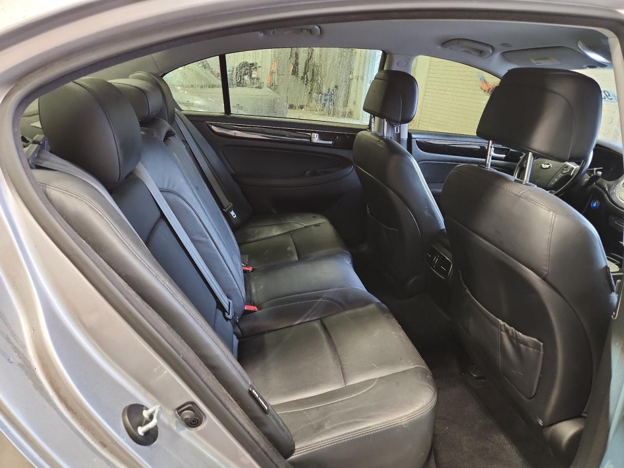 2013 Hyundai Genesis 3.8L VIN: KMHGC4DD6DU225267 Lot: 93253795