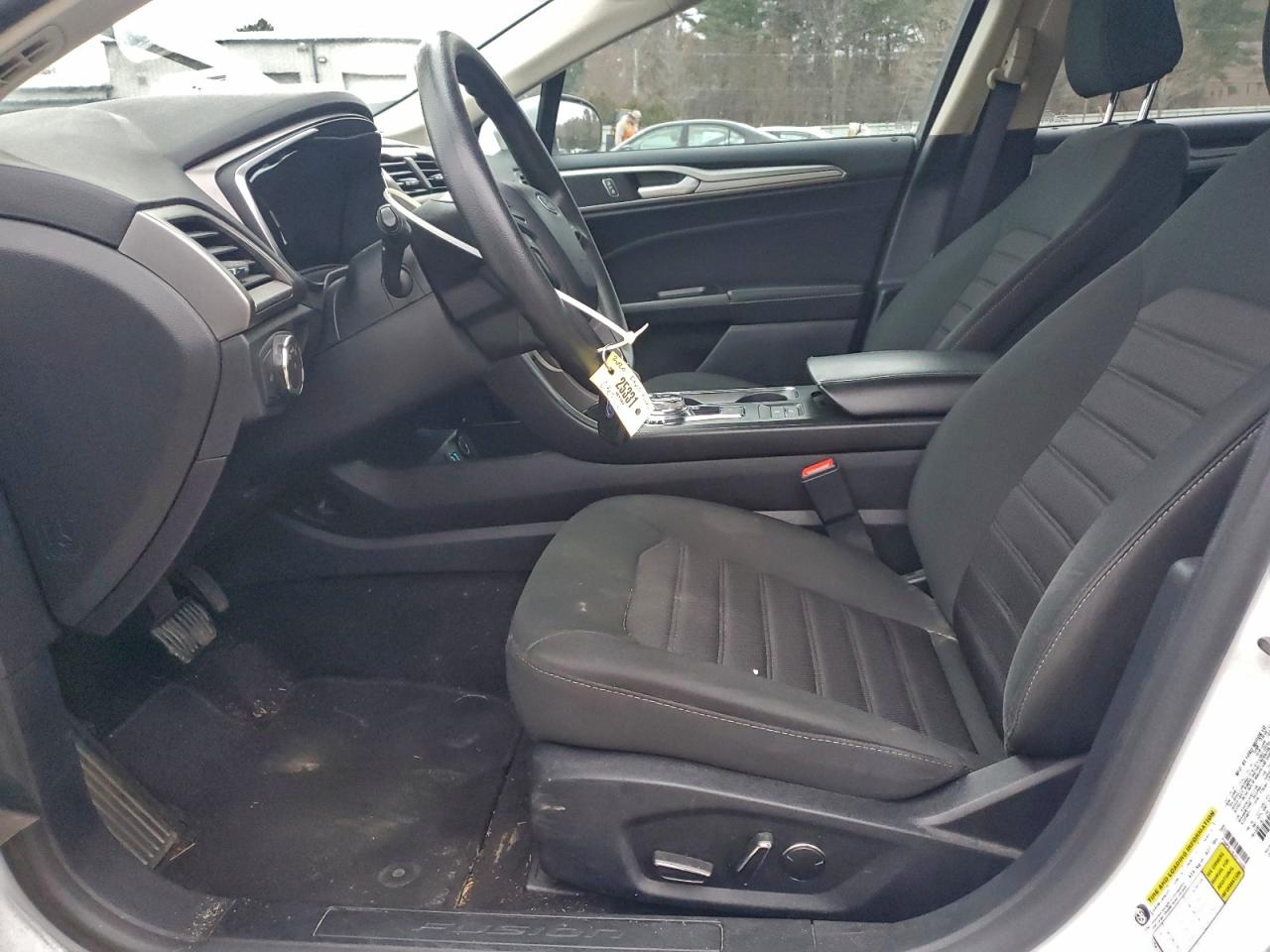 2020 Ford Fusion Se VIN: 3FA6P0LUXLR215500 Lot: 94502255