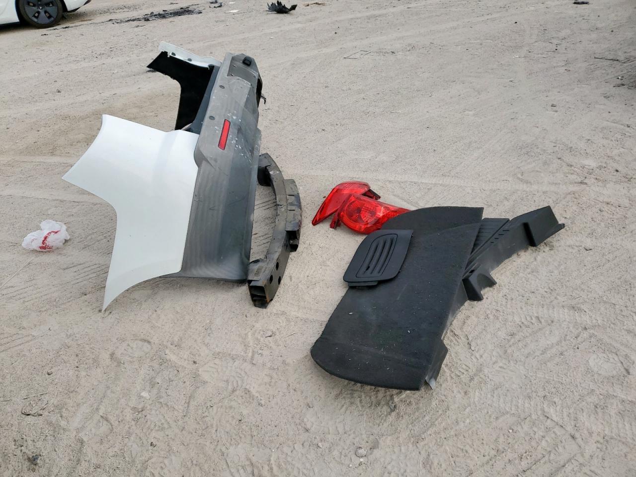 2010 Chevrolet Traverse Lt VIN: 1GNLRFED3AS106733 Lot: 93238745