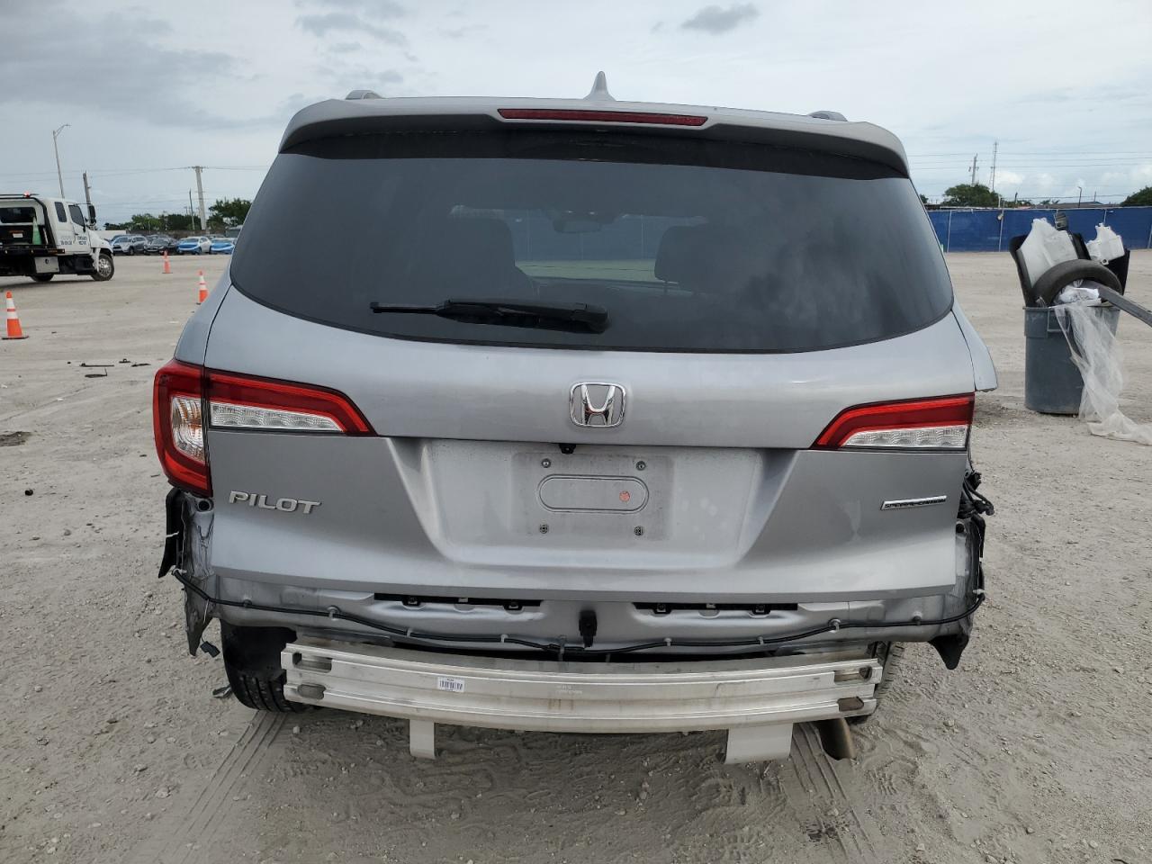 2022 Honda Pilot Se VIN: 5FNYF5H20NB027454 Lot: 90668685