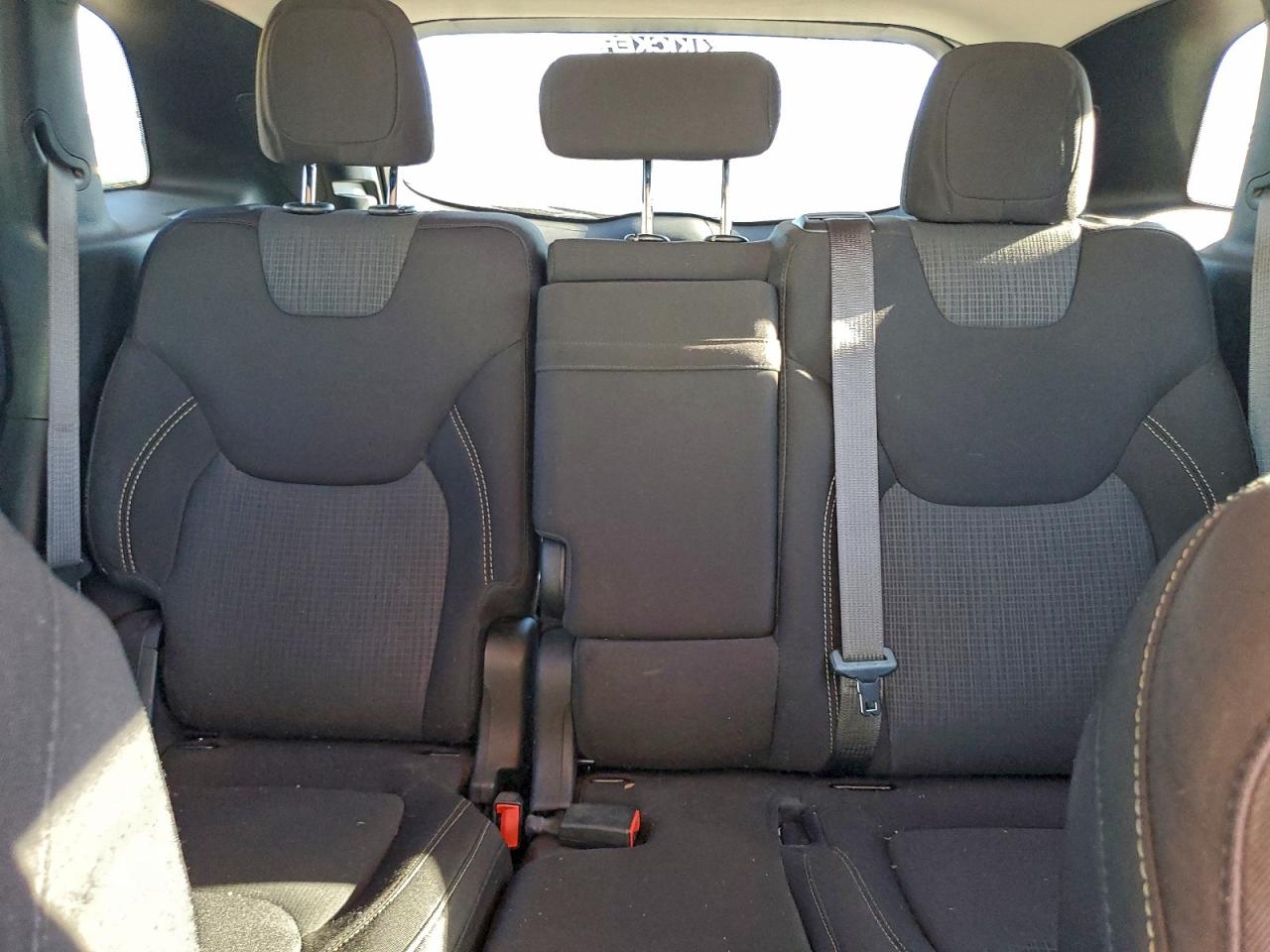 2016 Jeep Cherokee Latitude VIN: 1C4PJLCS9GW189832 Lot: 91358225