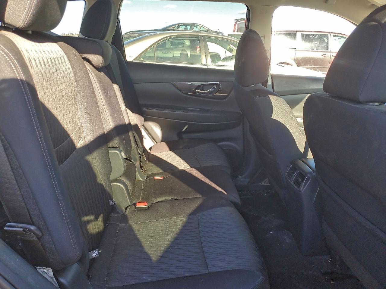 2019 Nissan Rogue S VIN: 5N1AT2MT2KC837938 Lot: 93886885