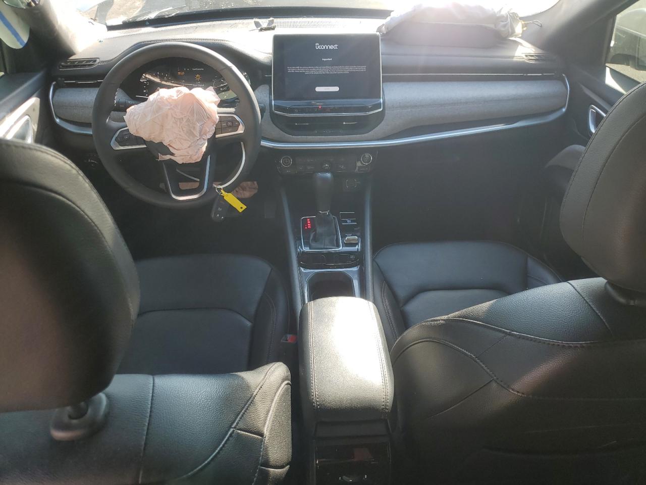 2024 Jeep Compass Latitude Lux VIN: 3C4NJDFN2RT126051 Lot: 92736695