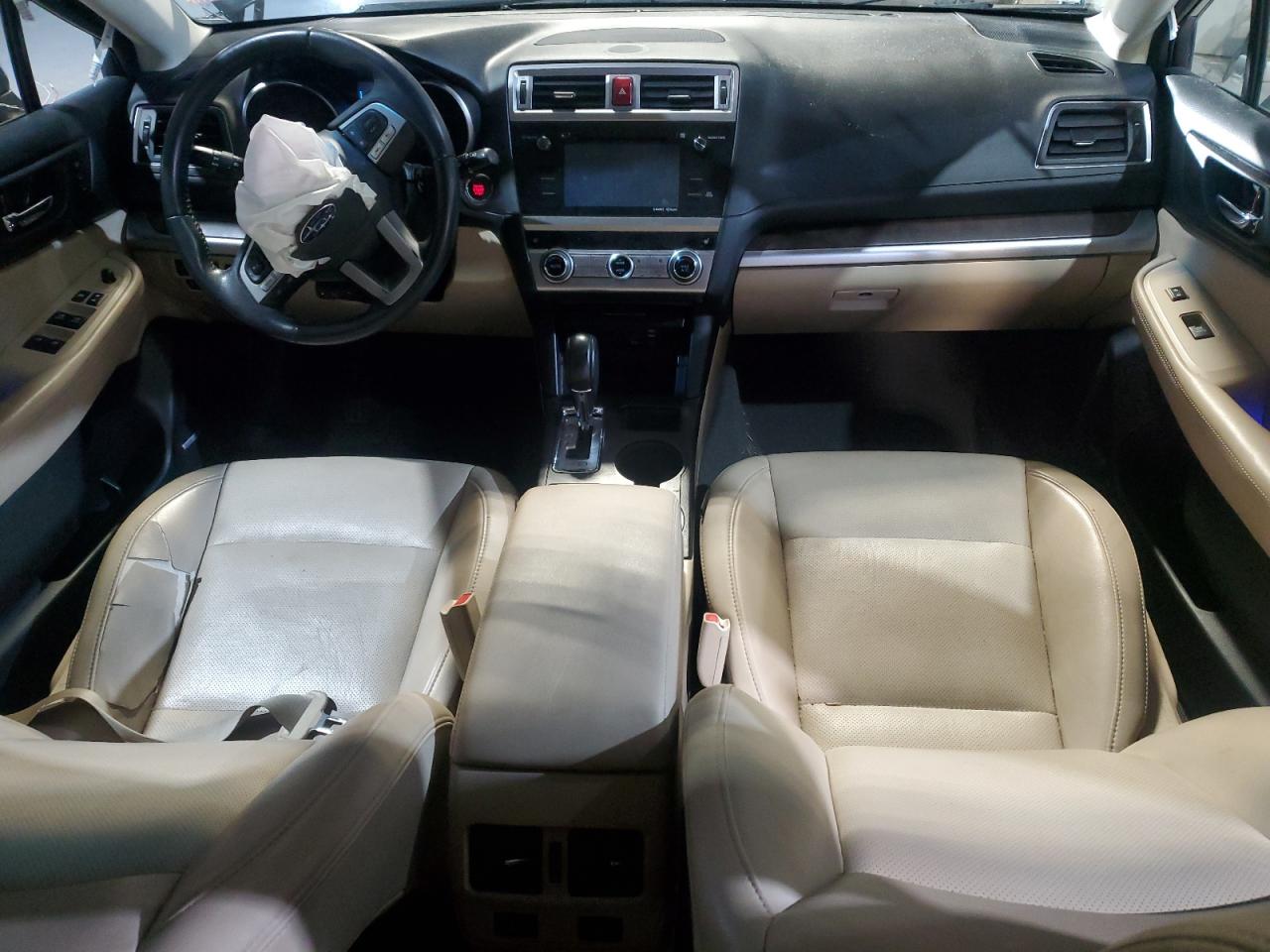 2017 Subaru Outback 3.6R Limited VIN: 4S4BSENC2H3390303 Lot: 93556315