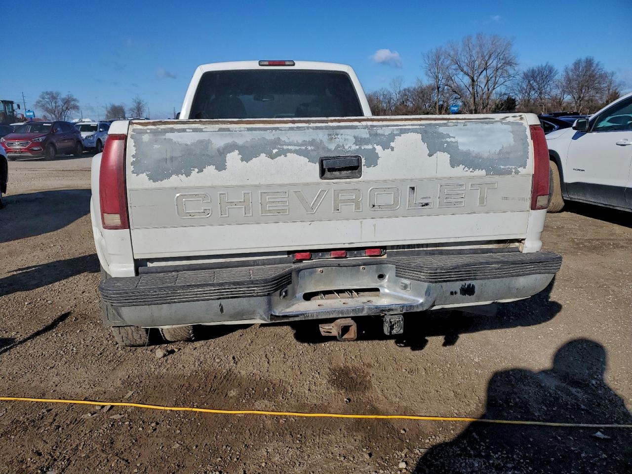 1996 Chevrolet Gmt-400 C3500 VIN: 1GCHC33J2TF021143 Lot: 94021215