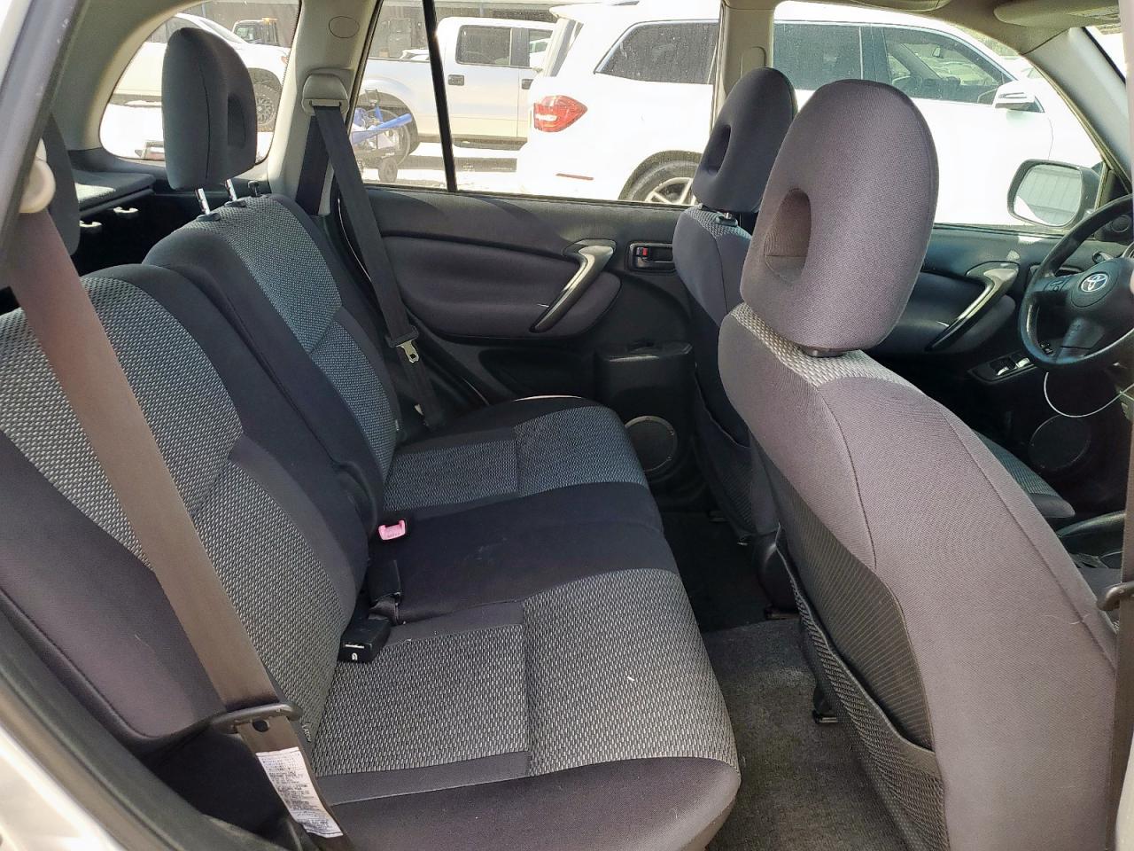 2004 Toyota Rav4 VIN: JTEGD20V440032705 Lot: 92707795