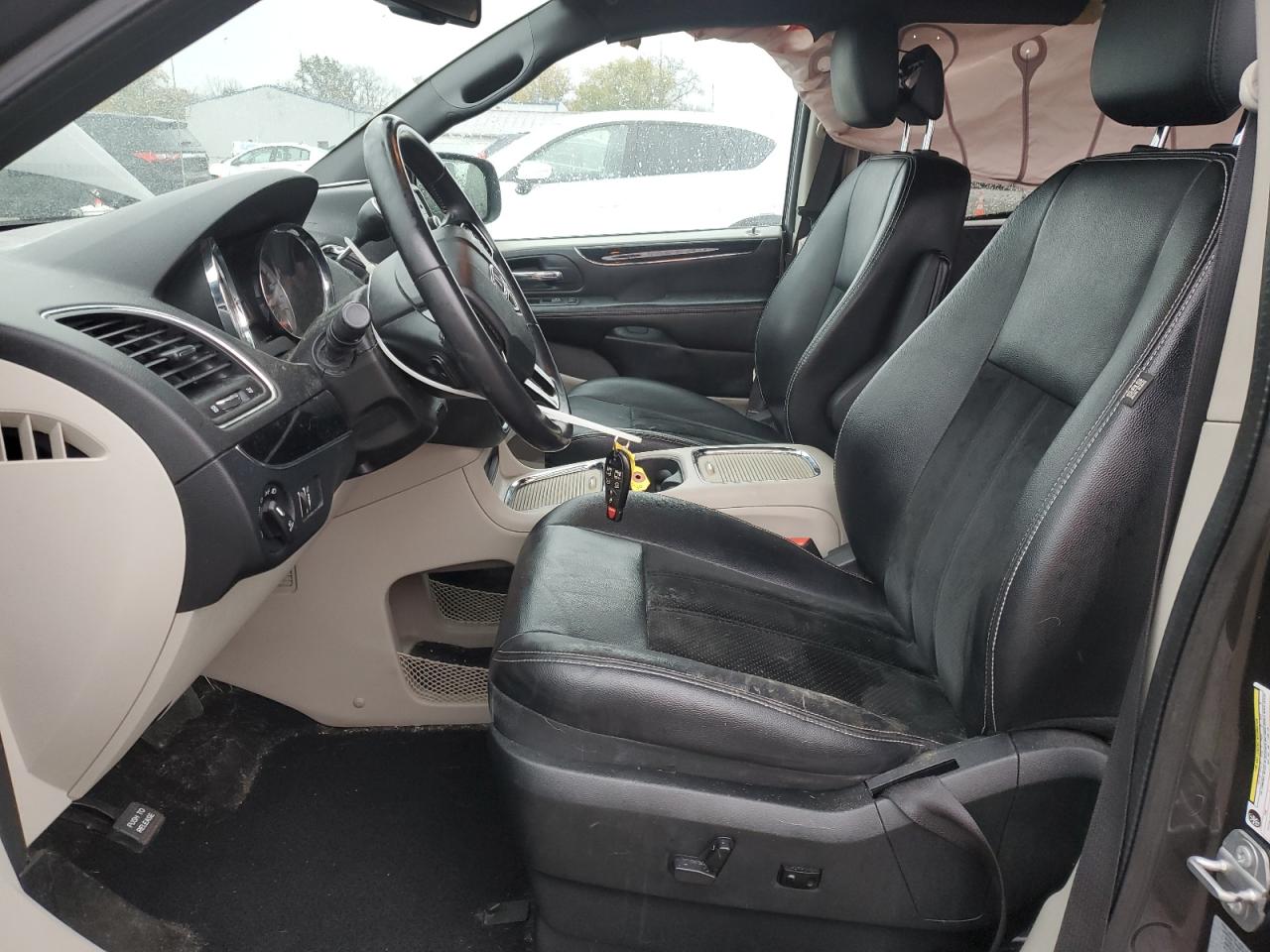 2017 Dodge Grand Caravan Sxt VIN: 2C4RDGCG6HR600519 Lot: 92169855