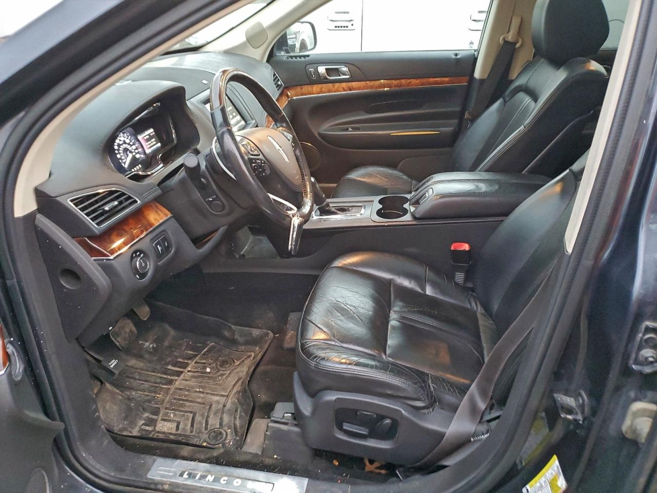 2014 Lincoln Mkt VIN: 2LMHJ5AT9EBL50755 Lot: 93682925