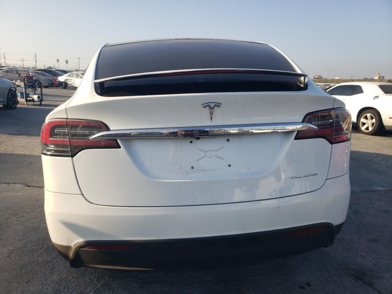 2020 Tesla Model X VIN: 5YJXCAE20LF245781 Lot: 91309845
