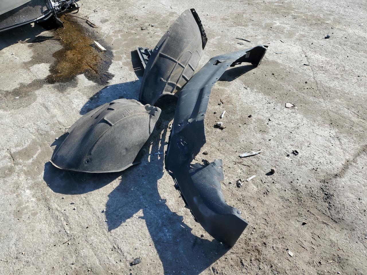 2018 Chevrolet Equinox Premier VIN: 2GNAXNEX8J6142194 Lot: 91906985