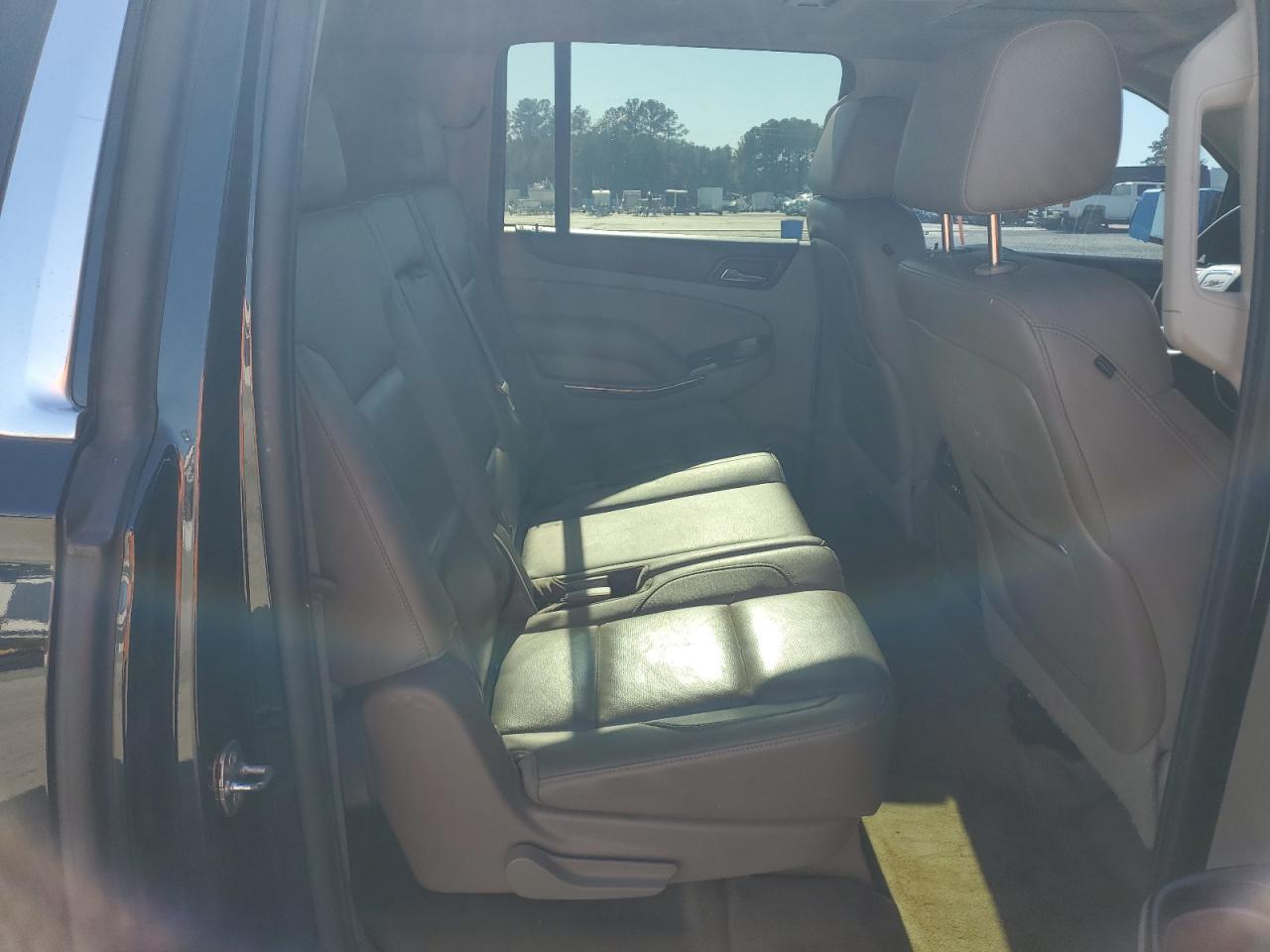 2015 GMC Yukon Xl K1500 Slt VIN: 1GKS2HKC0FR660251 Lot: 92514055