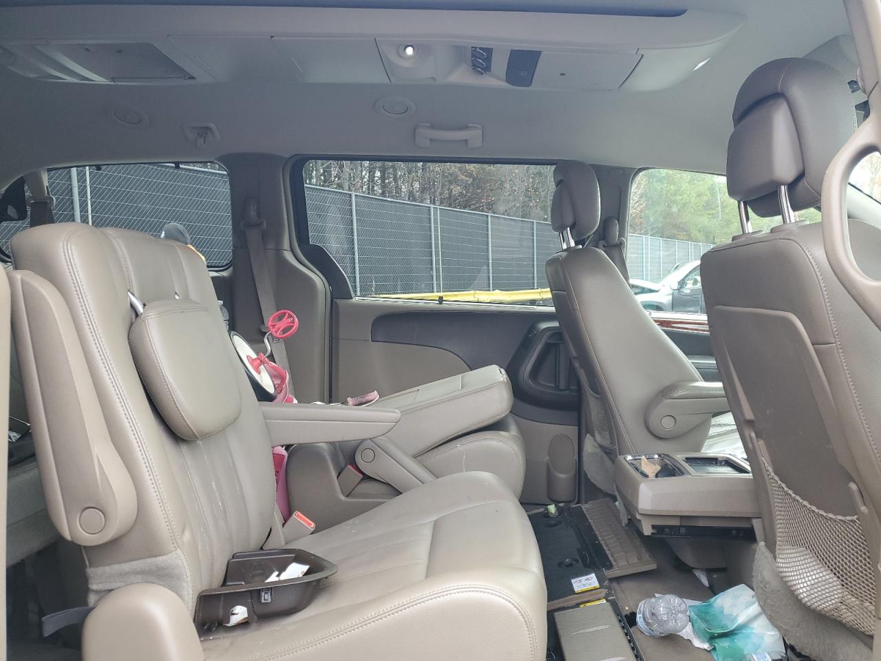 2014 Chrysler Town & Country Touring VIN: 2C4RC1BG3ER237111 Lot: 92007685