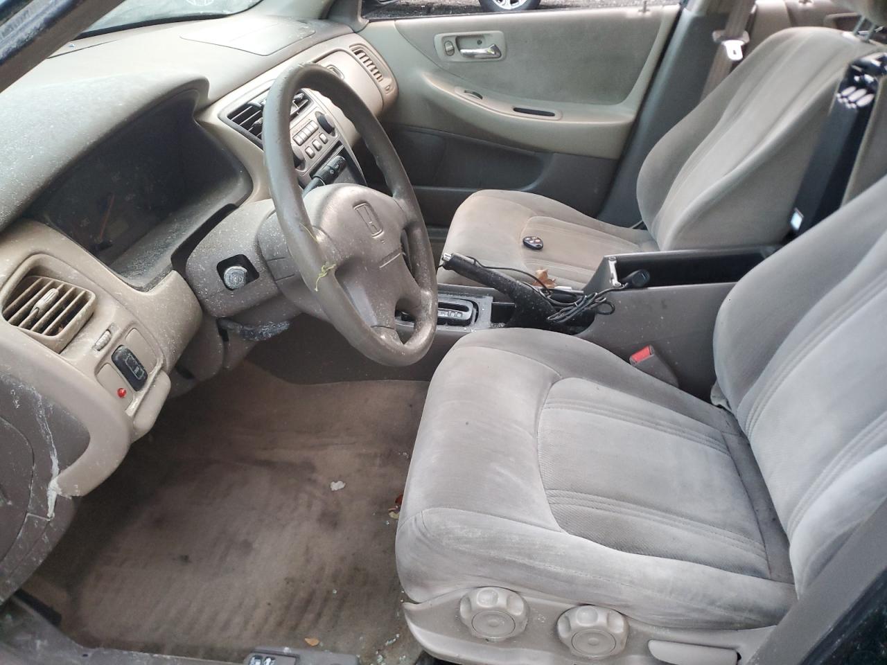 1999 Honda Accord Lx VIN: 1HGCG665XXA121140 Lot: 90748155