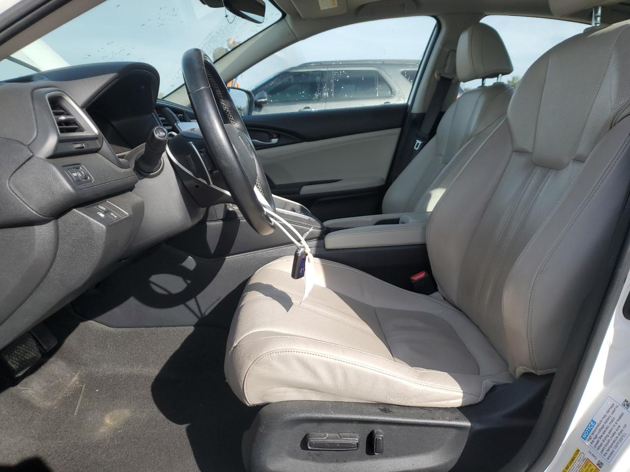 2019 Honda Insight Touring VIN: 19XZE4F97KE023615 Lot: 90822265