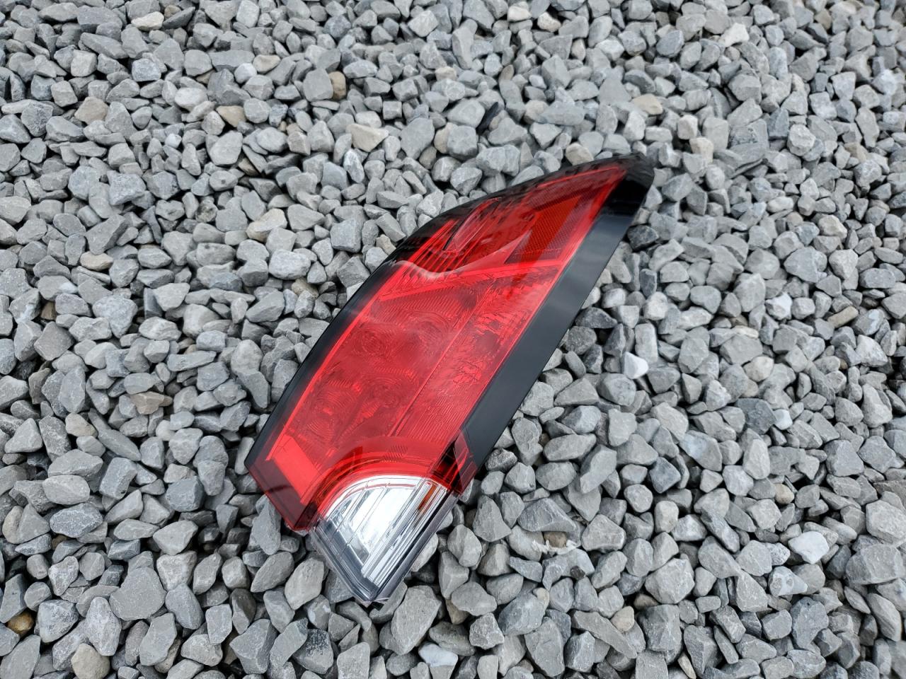 2024 Toyota Corolla Cross Le VIN: 7MUCAAAG2RV098606 Lot: 92421655