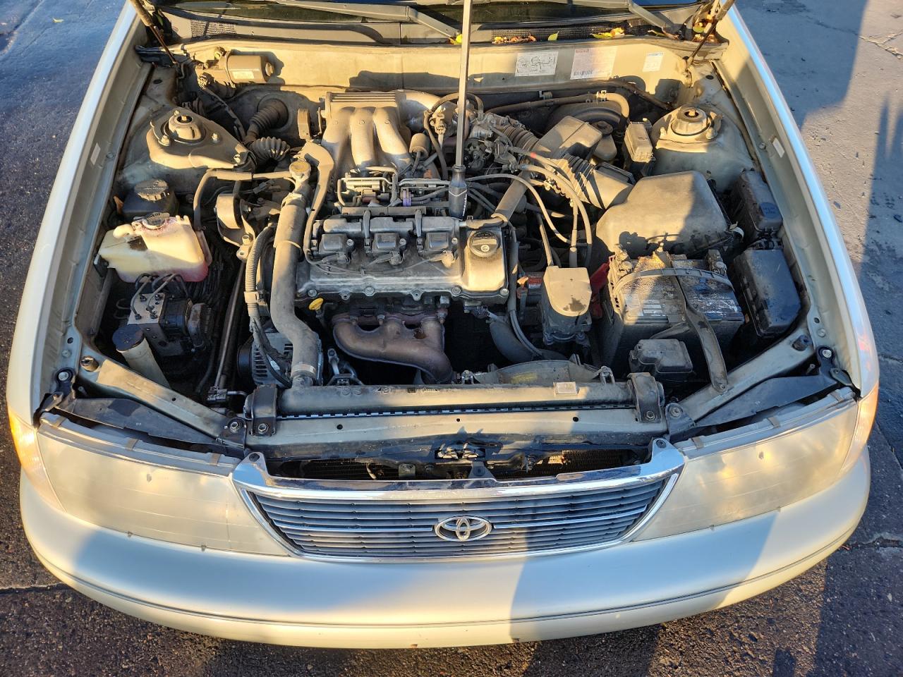 1999 Toyota Avalon Xl VIN: 4T1BF18B8XU317445 Lot: 91923105