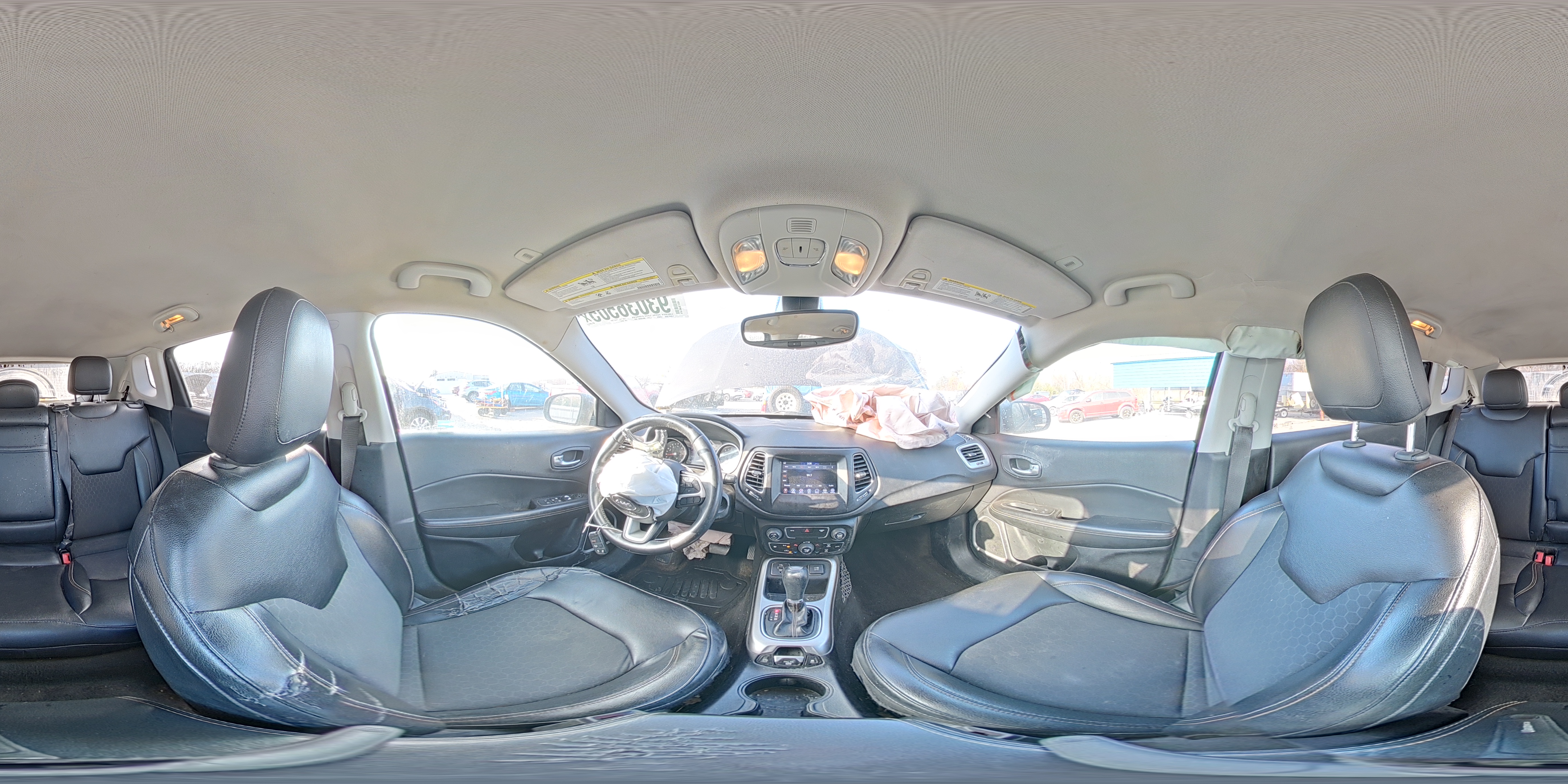 2018 Jeep Compass Latitude VIN: 3C4NJCBB3JT137411 Lot: 93036505