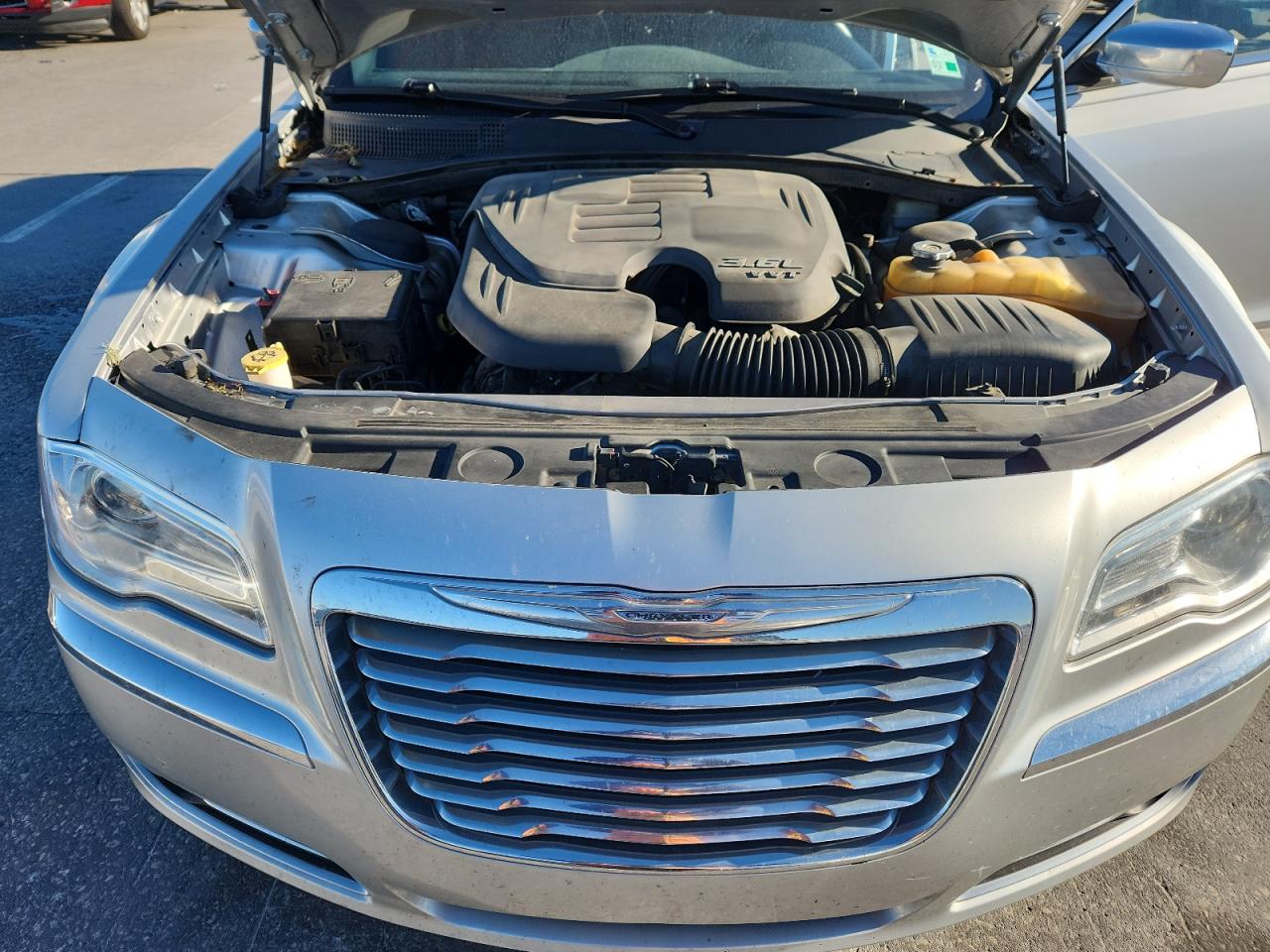 2012 Chrysler 300 Limited VIN: 2C3CCACG5CH223464 Lot: 91978745