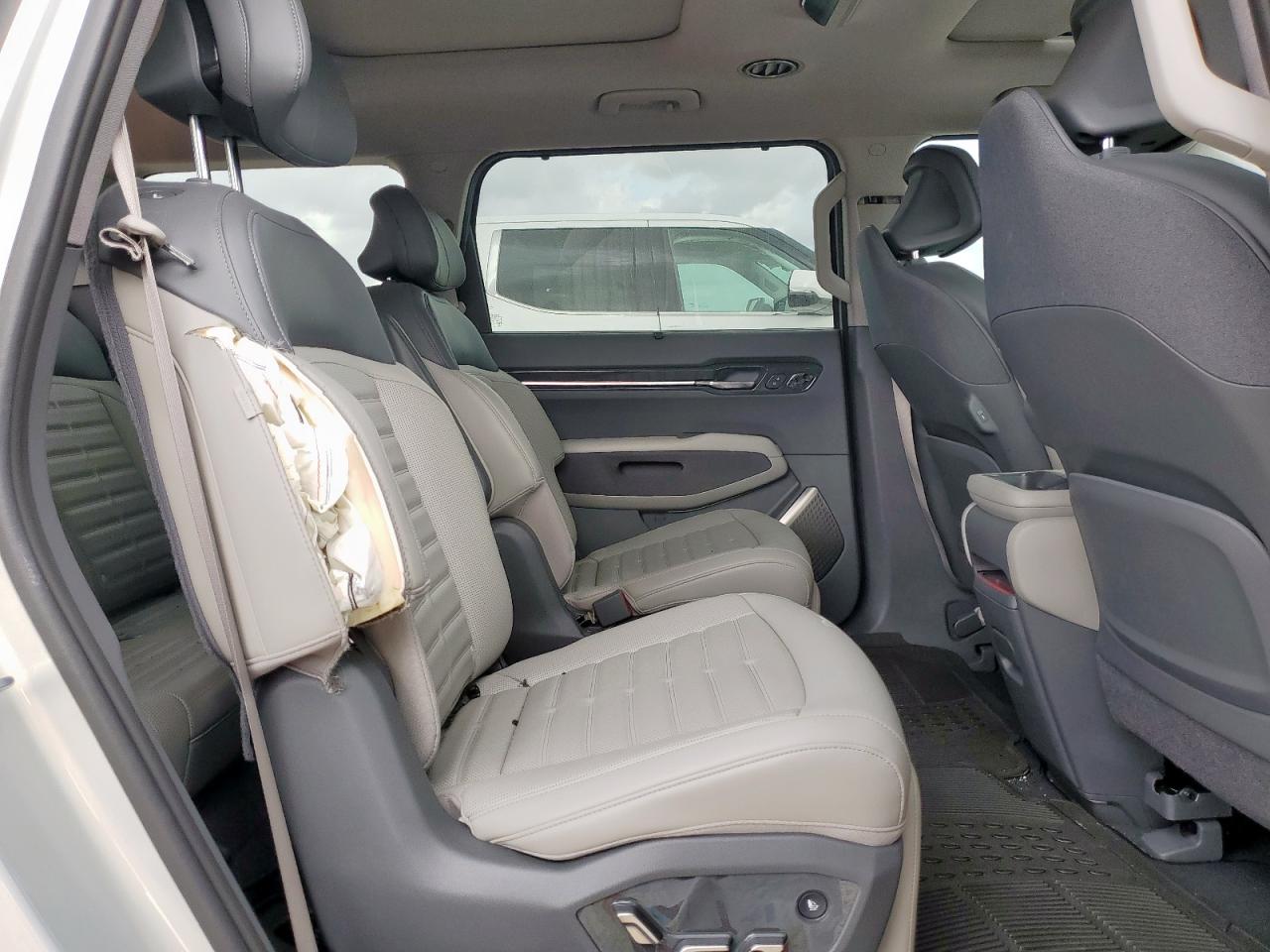 2024 Kia Ev9 Land VIN: KNDADFS54R6032352 Lot: 92703615