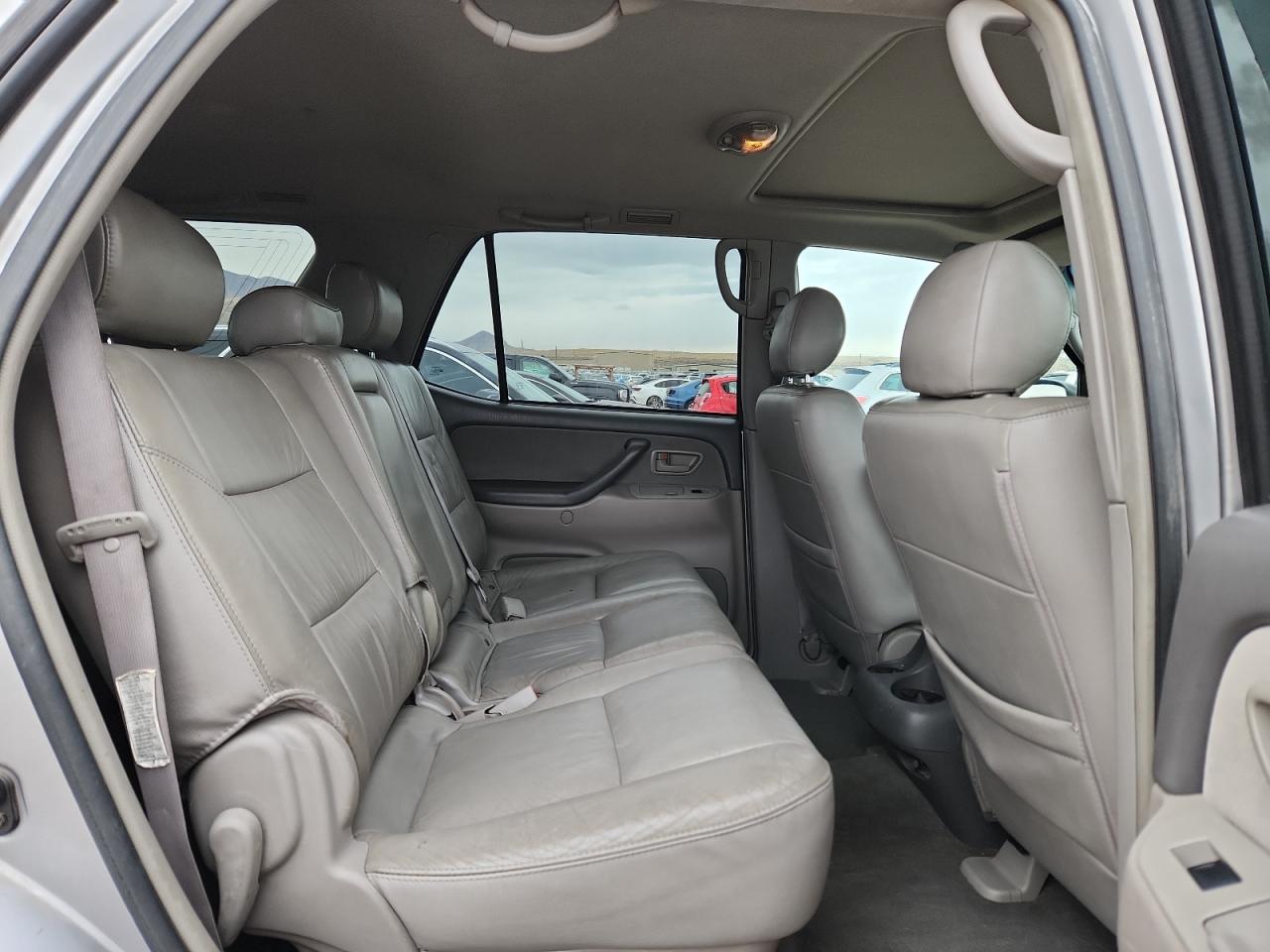 2006 Toyota Sequoia Sr5 VIN: 5TDBT44A96S266360 Lot: 93323285