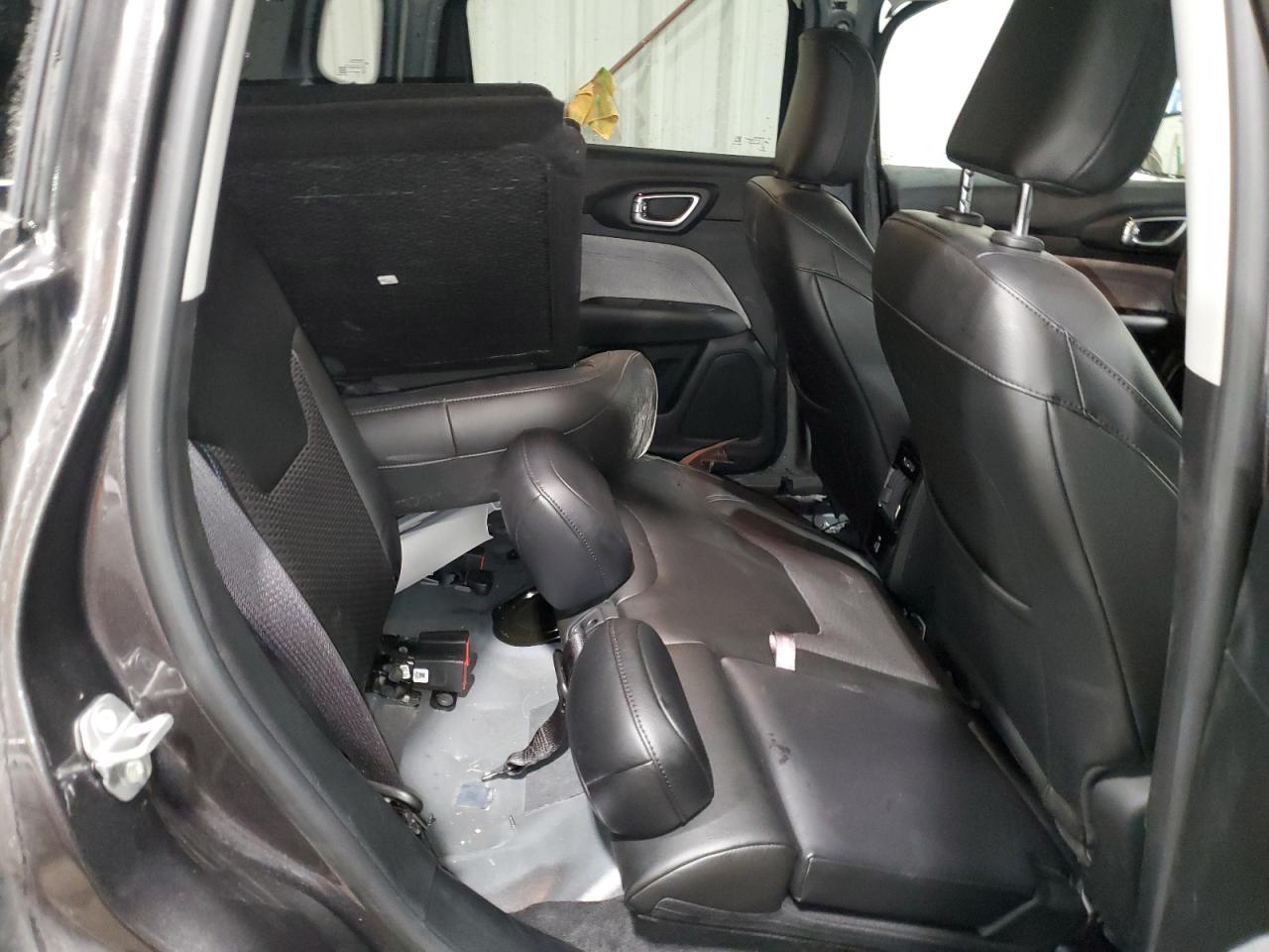 2022 Jeep Compass Latitude VIN: 3C4NJDBB5NT216610 Lot: 92861955