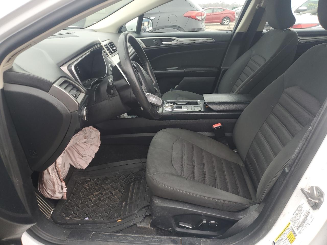 2019 Ford Fusion Se VIN: 3FA6P0LU9KR222307 Lot: 93561765