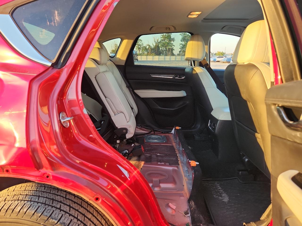 2019 Mazda Cx-5 Grand Touring VIN: JM3KFADM4K1590461 Lot: 93668055