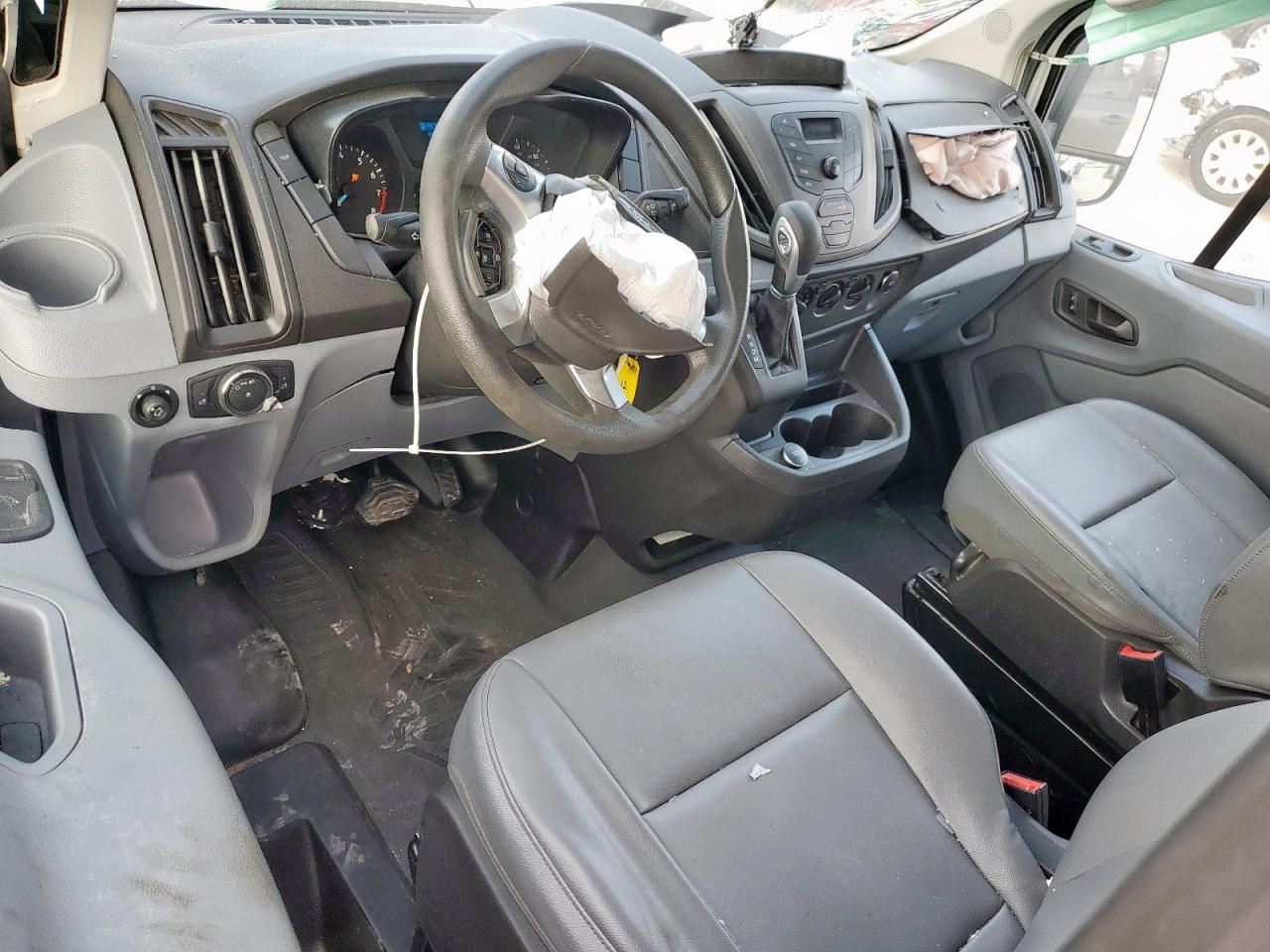 2019 Ford Transit T-250 VIN: 1FTYR2ZM1KKA38872 Lot: 93383885