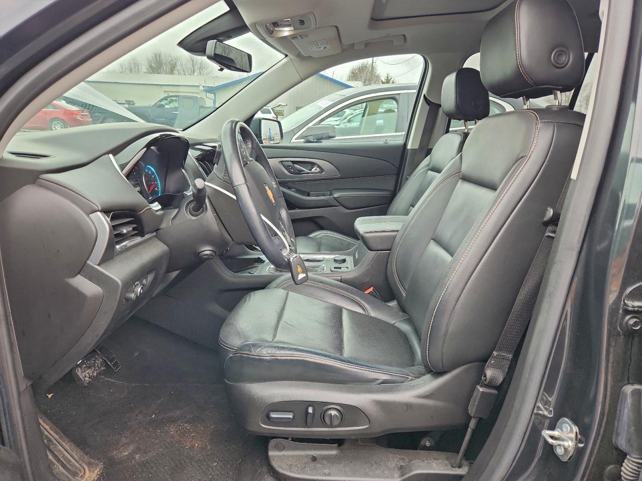 2018 Chevrolet Traverse Premier VIN: 1GNERKKW7JJ150215 Lot: 93952545