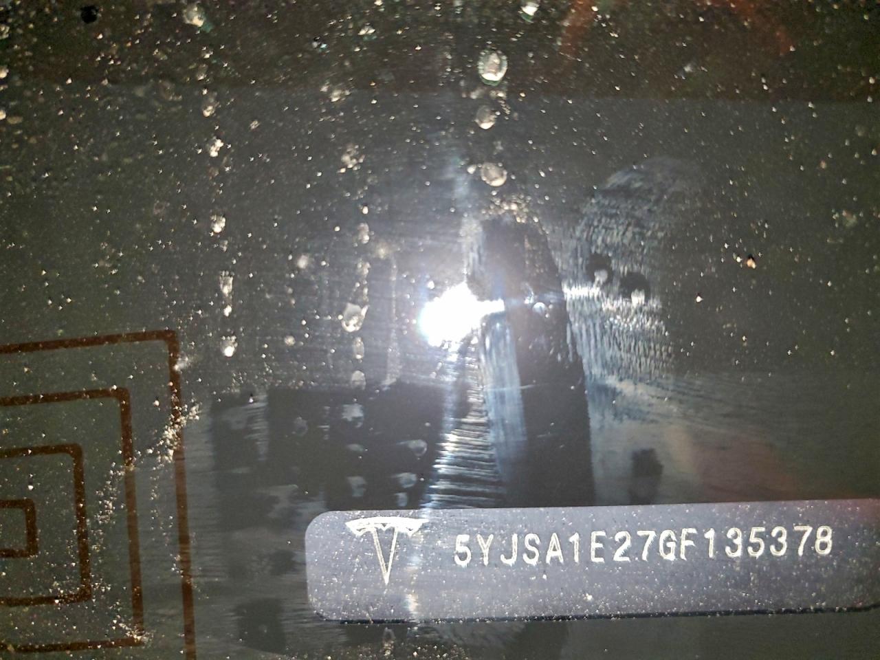 2016 Tesla Model S VIN: 135378 Lot: 94202135