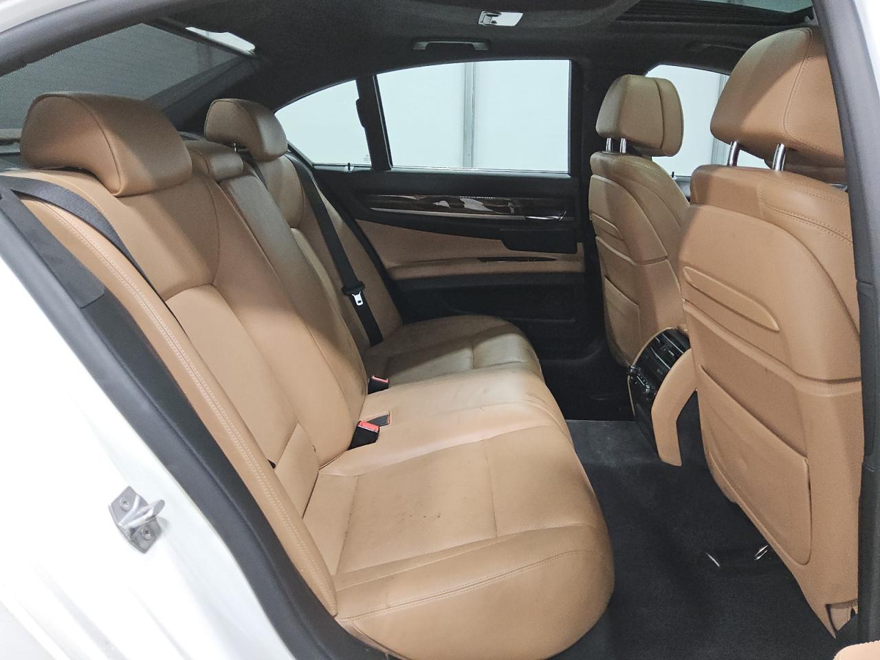 2015 BMW 750 Xi VIN: WBAYB6C55FD965717 Lot: 90302885