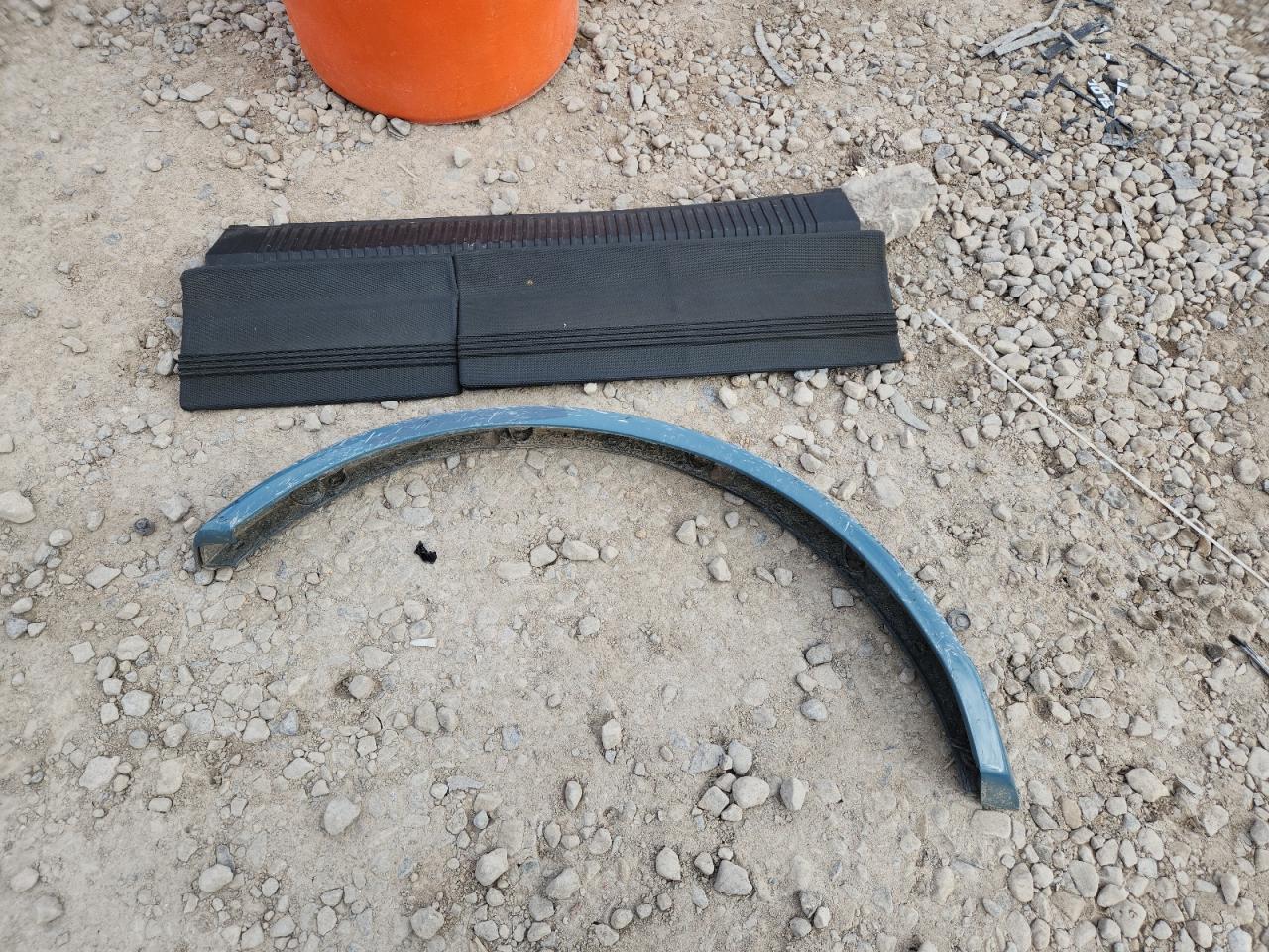 2022 Ford Bronco Base VIN: 1FMEE5BP5NLB36849 Lot: 93266225