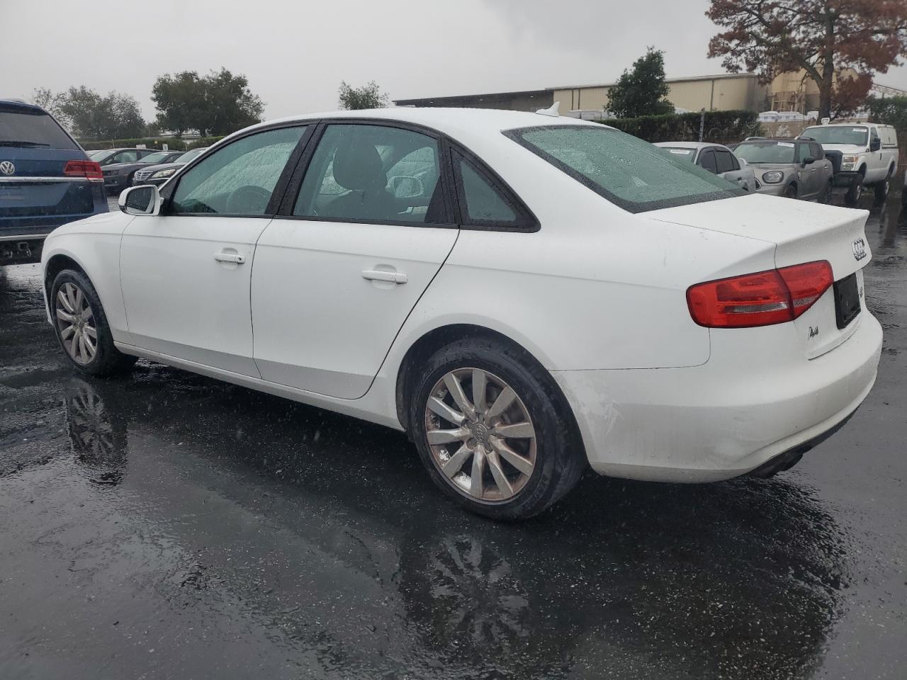 2013 Audi A4 Premium VIN: WAUBFAFL6DN044542 Lot: 91672575