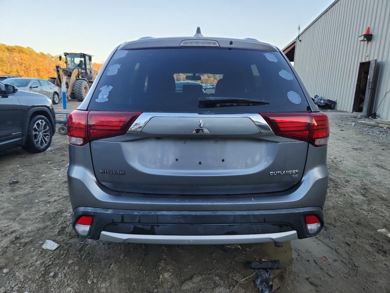 2018 Mitsubishi Outlander Se VIN: JA4AD3A39JJ003116 Lot: 92230265