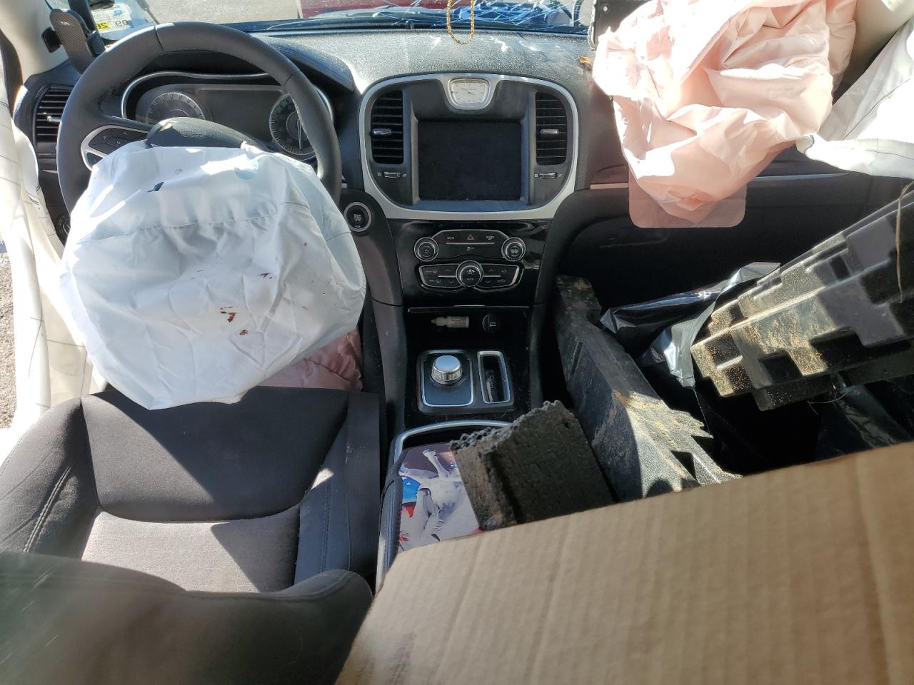 2023 Chrysler 300 Touring VIN: 2C3CCAAG7PH620621 Lot: 91883095