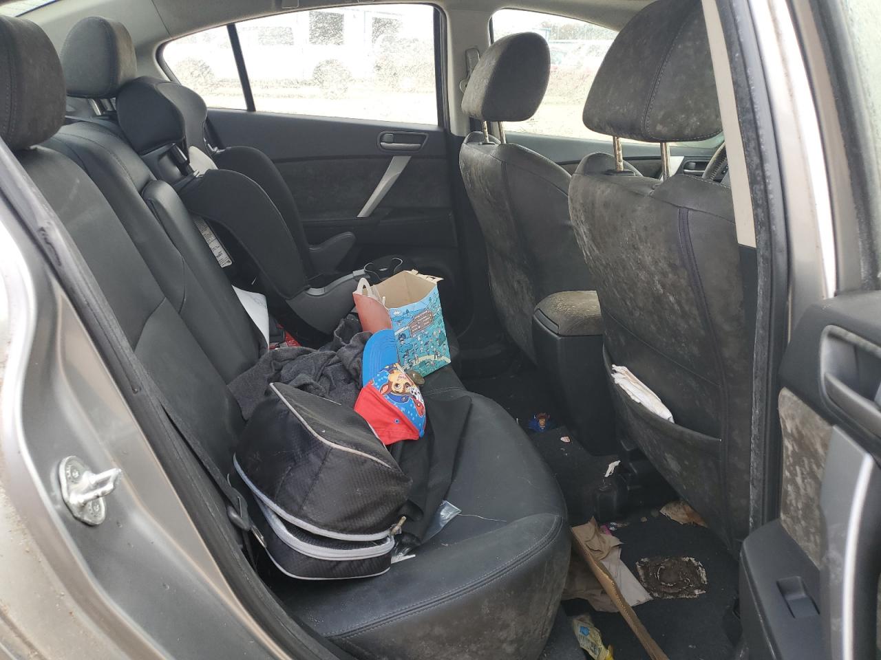 2010 Mazda 3 S VIN: JM1BL1S52A1230262 Lot: 93430725