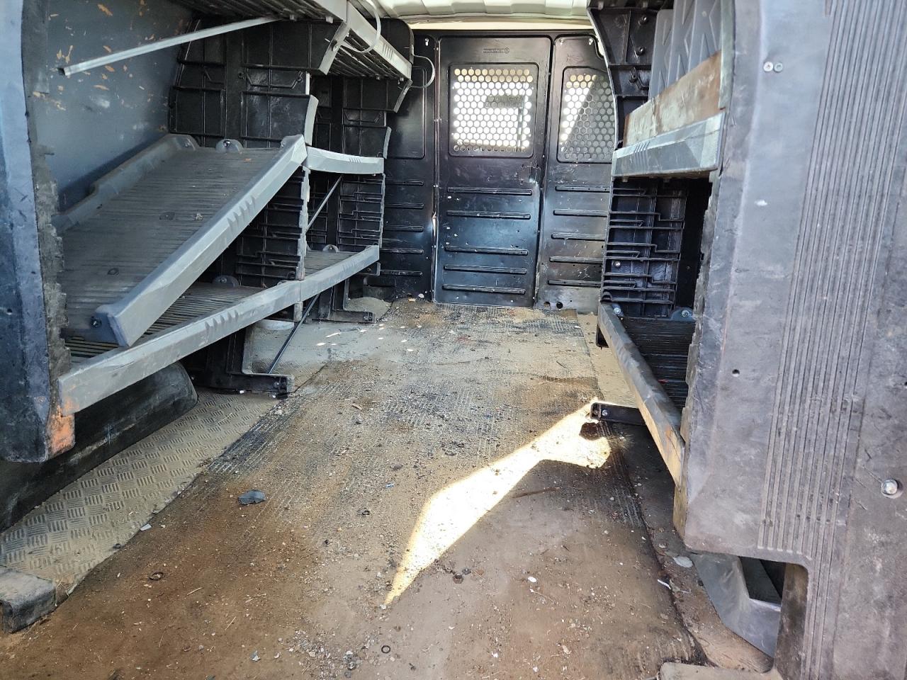 2019 GMC Savana G2500 VIN: 1GTW7AFGXK1236216 Lot: 92270335